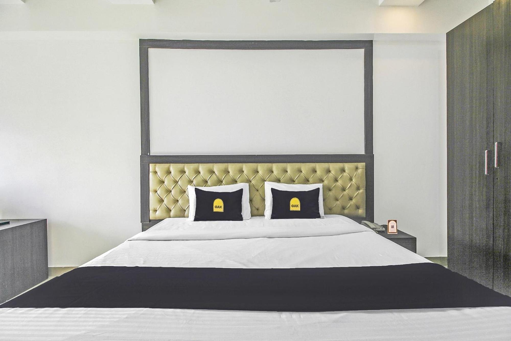 Super Townhouse Oak The Platinum Studio New Town Eksteriør billede